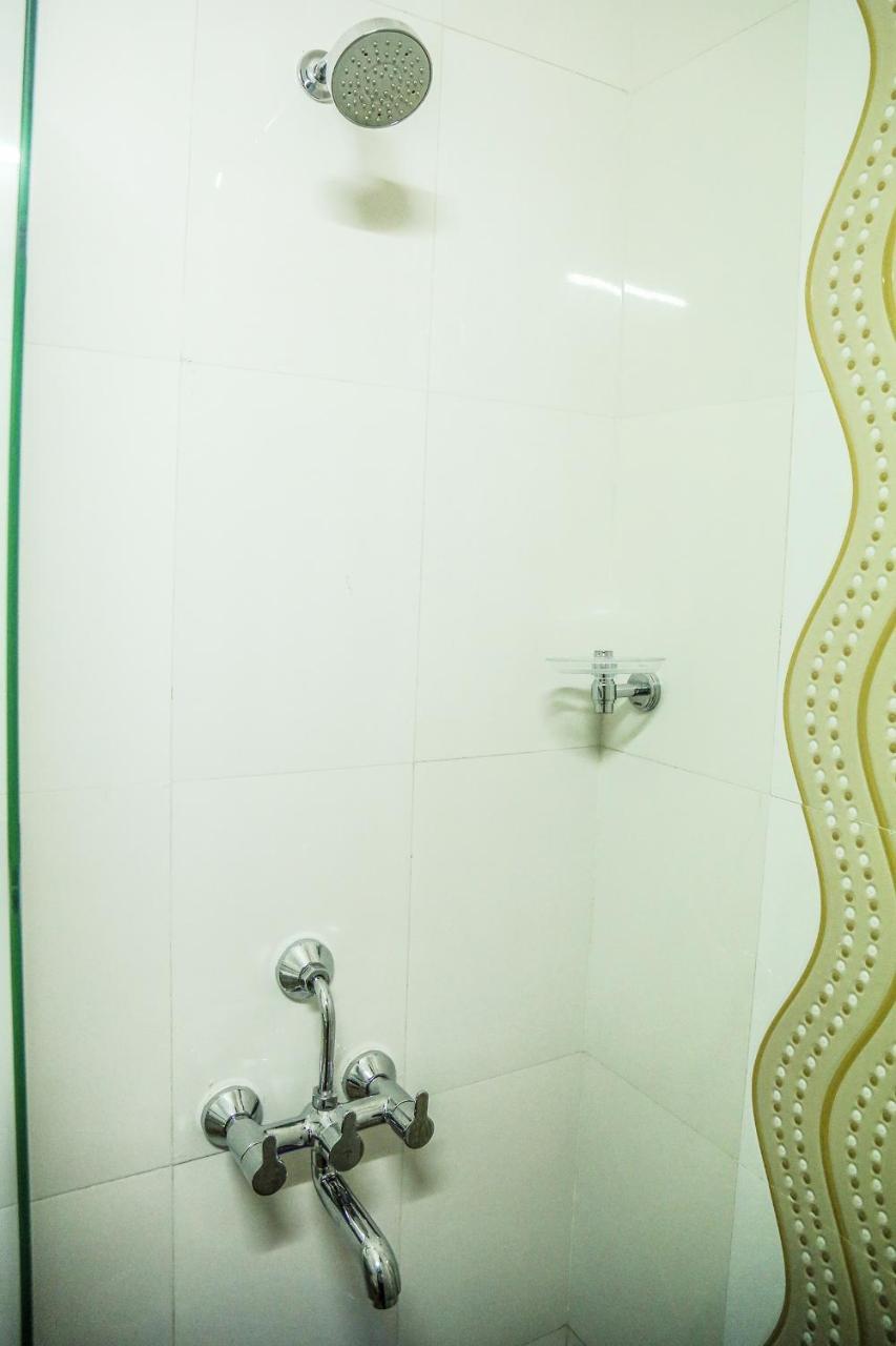 Hotel Sera Grand Ченнаї Екстер'єр фото